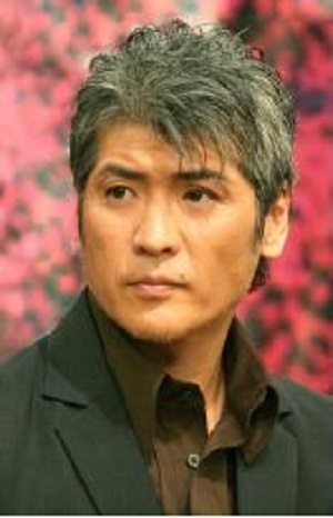 吉川晃司の白髪シルバーアッシュはどこで入手できるの 今日の注目の話題